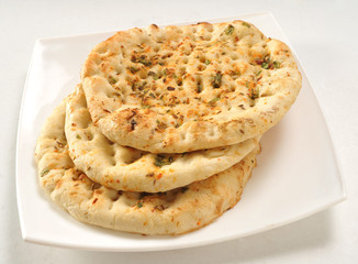 3 Fresh Garlic Naan