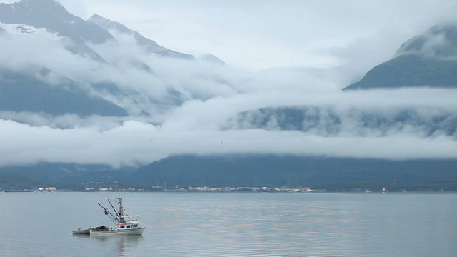 Fishing boat commercial Valdez P HD 8609