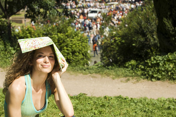 Fototapeta premium ragazza legge guida