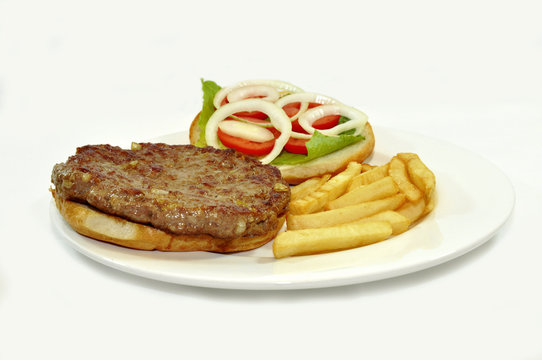 Serbian burger - Pljeskavica sa pomfritom