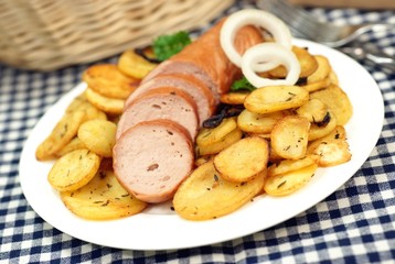 Bratkartoffeln mit Lyoner