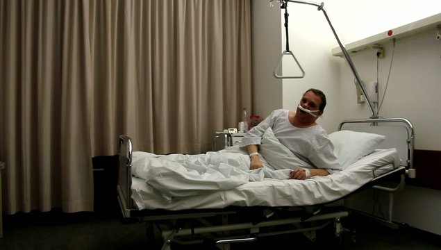 Patient im Krankenbett