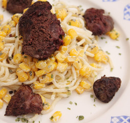 Pasta mit Geflügelleber