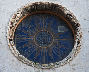 Rose window.