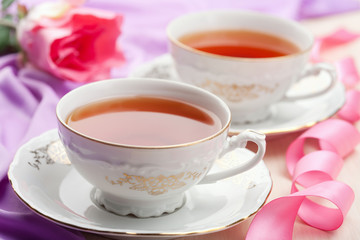 Obraz na płótnie Canvas tea in elegant cups