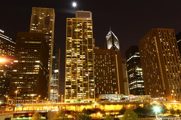 Fototapeta na wymiar Downtown Chicago / USA w nocy