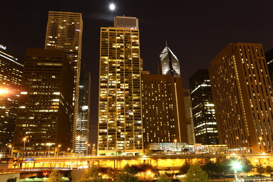 Downtown Chicago / USA at night