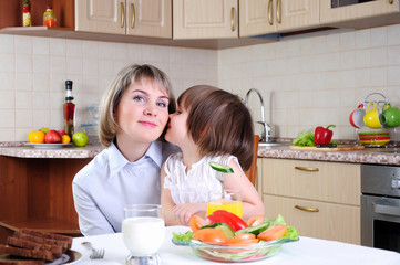 Mama and her little daughter
