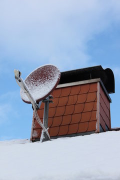 Satellitensch&uuml;ssel