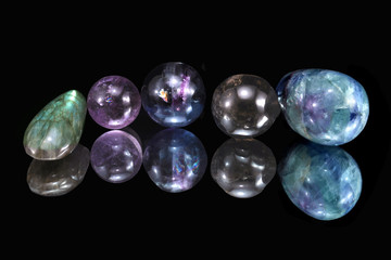 Поделочные камни