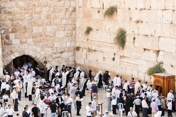 Worshippers at Western Wall