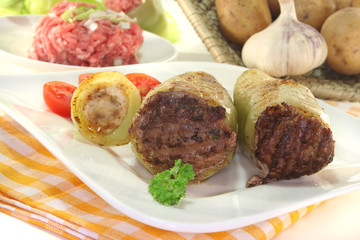gefüllte Paprikaschoten