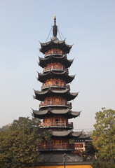 Naklejka premium Pagoda at Longhua Temple in Shanghai, China