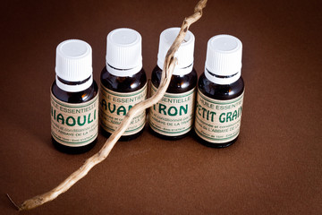 flacon huiles ensentielles niaouli