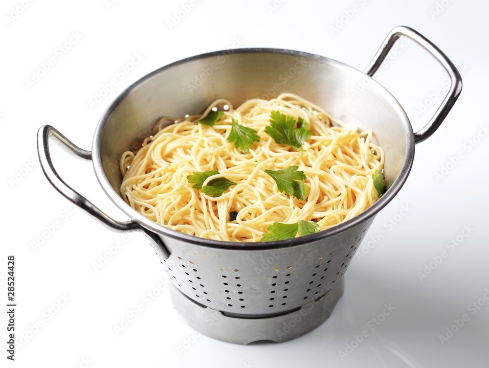 Wall mural Spaghetti in a colander