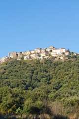 Fototapeta na wymiar village corse (borgo)