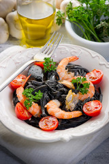pasta tagliolini ink squid-tagliolini al nero seppia
