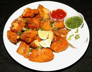 fish pakoras in plate