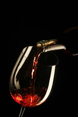 Fototapeta na wymiar kieliszek czerwonego wina