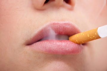 Naklejka premium Beauty & Smoke