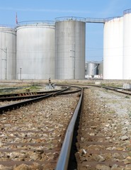 Erdöl Tanks - Öllager