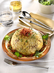 bombe de riz avec effiloché de chou