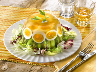 aspic de poulet et oeuf - aspic of chicken ans eggs