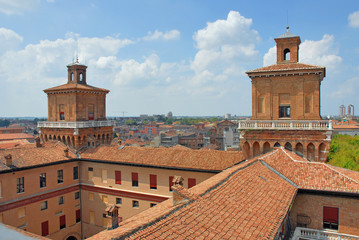 Fototapeta na wymiar Włochy Ferrara widok na miasto z tego pałacu