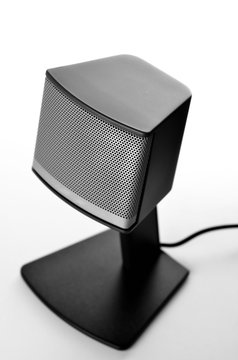 Computer speaker