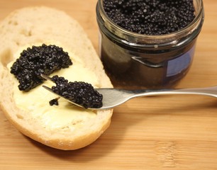 Etwas Kaviar