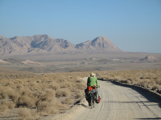 Voyageur à vélo solitaire