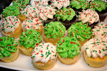Christmas Cupcake Platter
