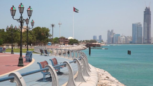 File:AbuDhabi06.JPG - Wikipedia