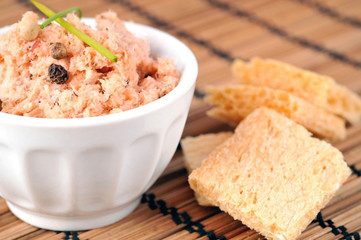 Baies et rillettes de saumon