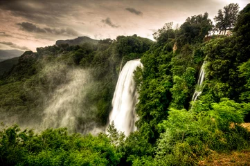 Fotobehang Marmore waterfalls © kubais