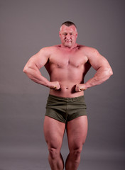 Bodybuilder posing