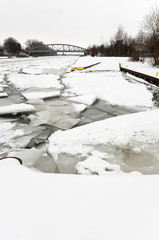 Eisgang auf Wasserstraßen, Dauerfrost