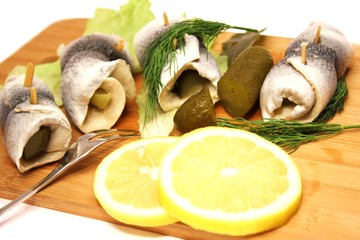 Rollmops mit Zitrone
