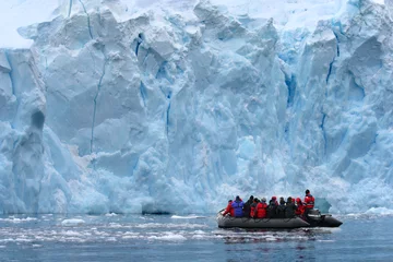 Fototapeten Zodiacfahrt (Antarktis) - Zodiac Exkcursion (Antarktis) © MyWorld