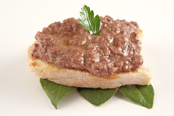 Crostino rustico al paté di fegato