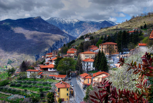 panorama di triora liguria italia