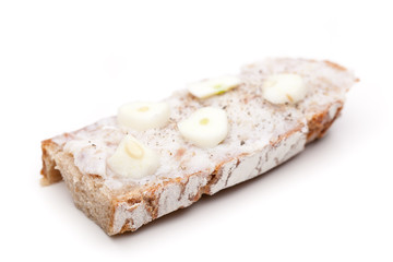 Verhackertbrot mit Knoblauch