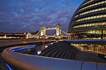 Photo sur Plexiglas Londres Hôtel de ville et Tower Bridge