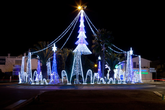 D&eacute;cor lumineux de No&euml;l de la ville de Furiani