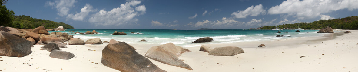 Anse Lazio, Praslin Island