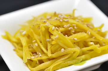 島にんじんきんぴら