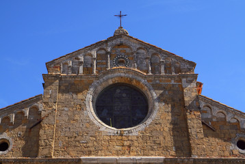 Kirche in Volterra - A church in Volterra