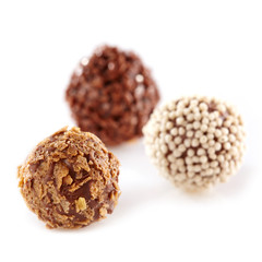 truffles chocolate macro