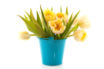 White bouquet tulips