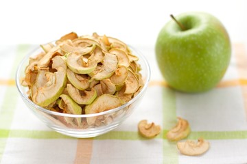 dried apple slices and fresh green apple
